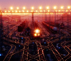 怀孕初期分泌带血丝（怀孕初期分泌带血丝怎么回事）