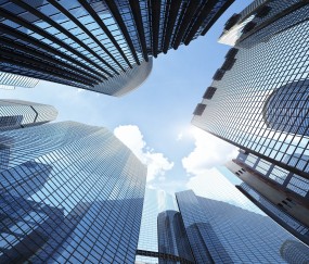 怀孕初期孩子位于宫角（怀孕早期在宫角处正常吗）